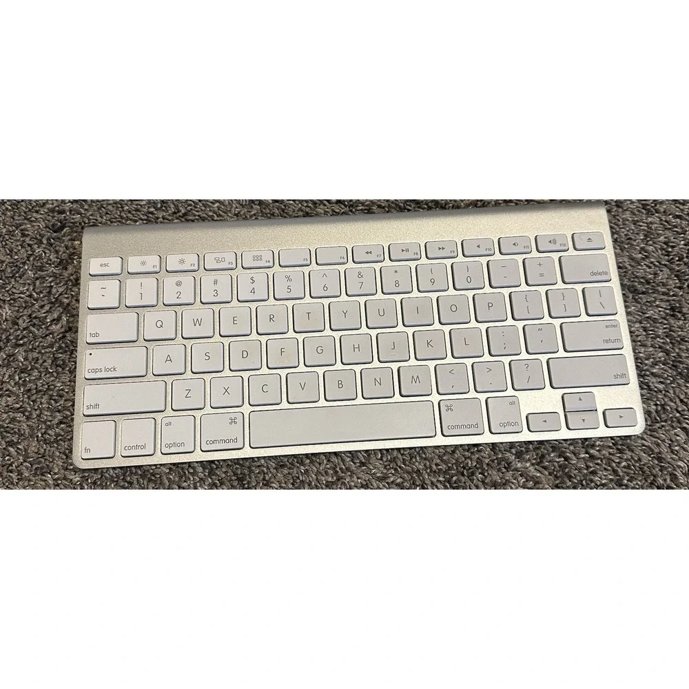 Apple Wireless Bluetooth Keyboard 2009 A1314 Aluminum iMac 11 Inch By 5 Inch